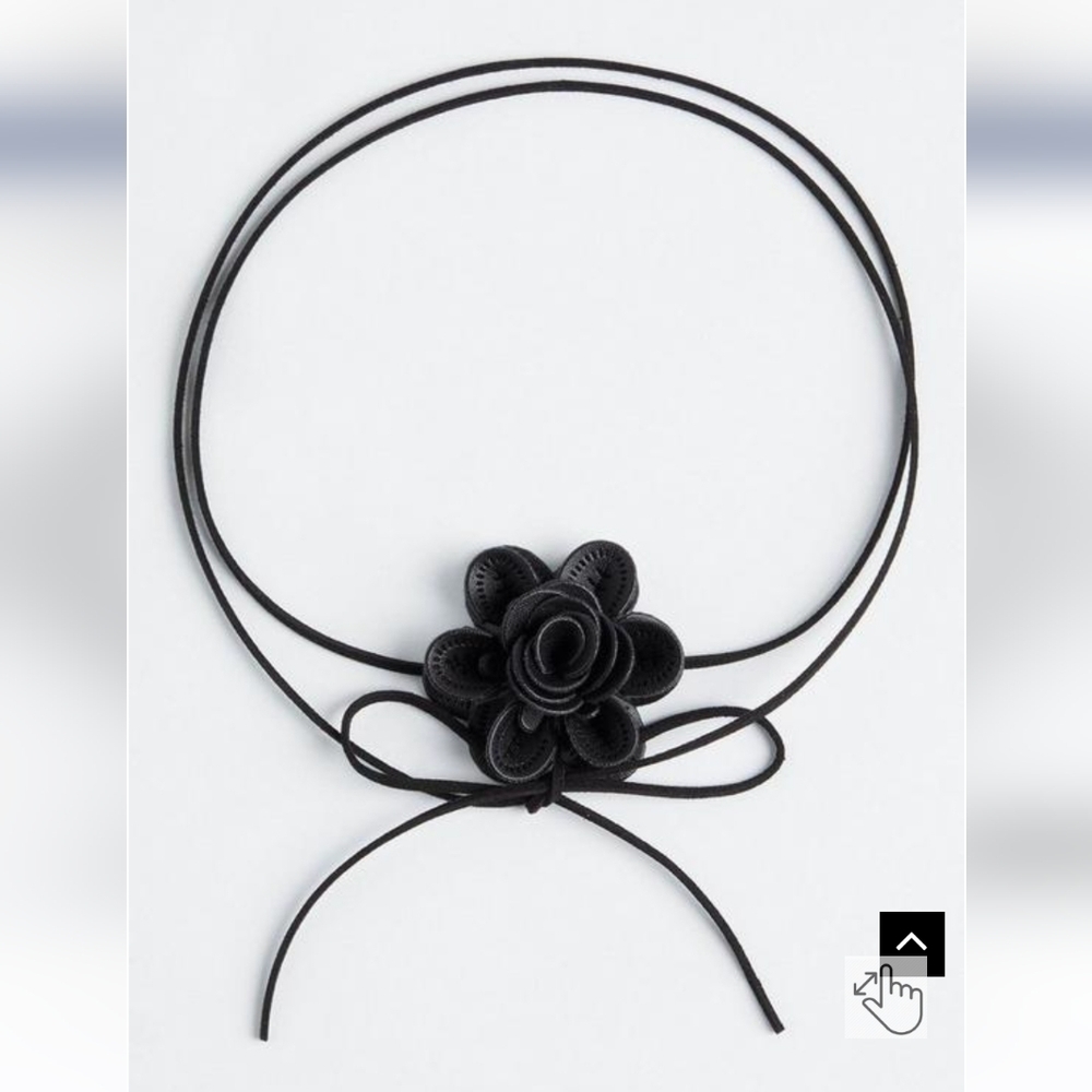 🆕️ ROSETTE CHOKER - FAUX LEATHER NECKLACE